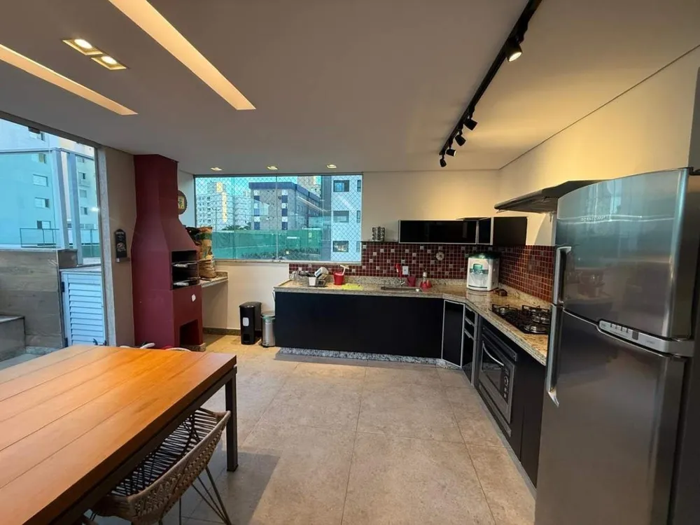 Cobertura, 4 quartos, 203 m² - Foto 2