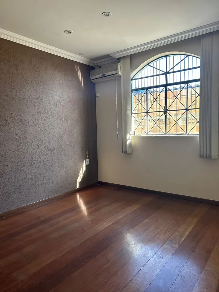Casa, 5 quartos, 179 m² - Foto 9