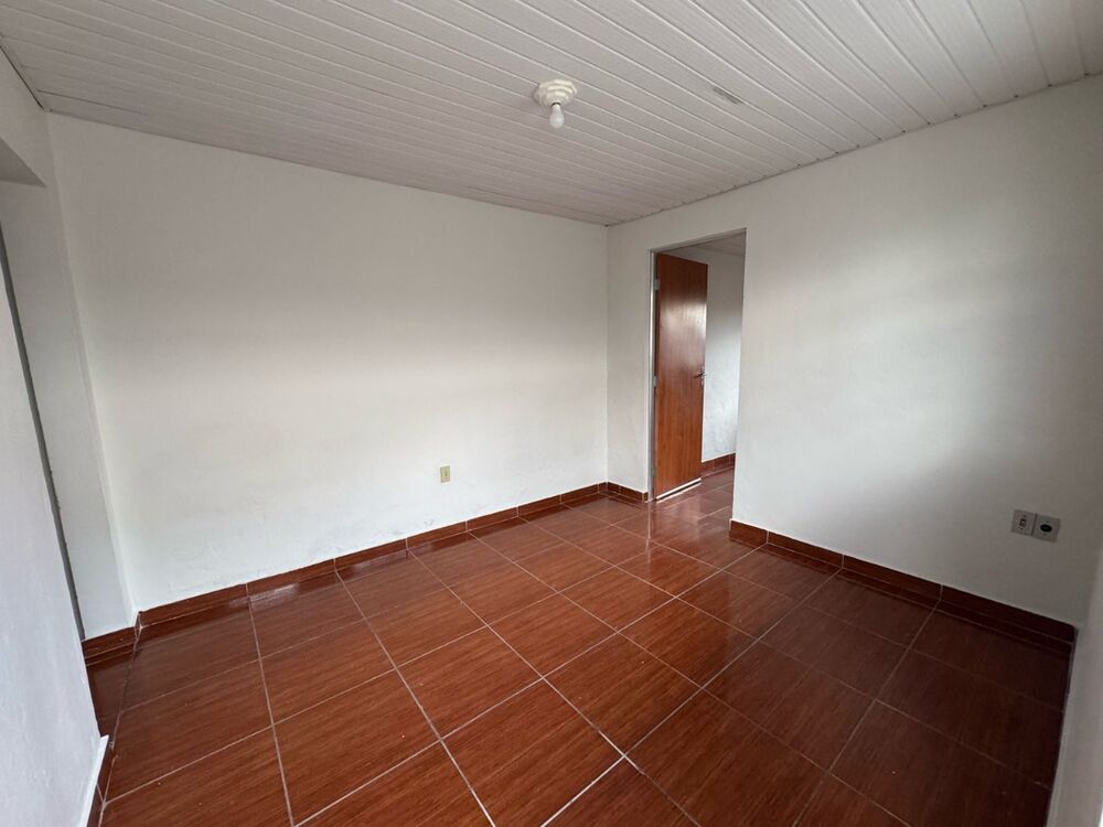 Casa para alugar com 1 quarto, 50m² - Foto 7