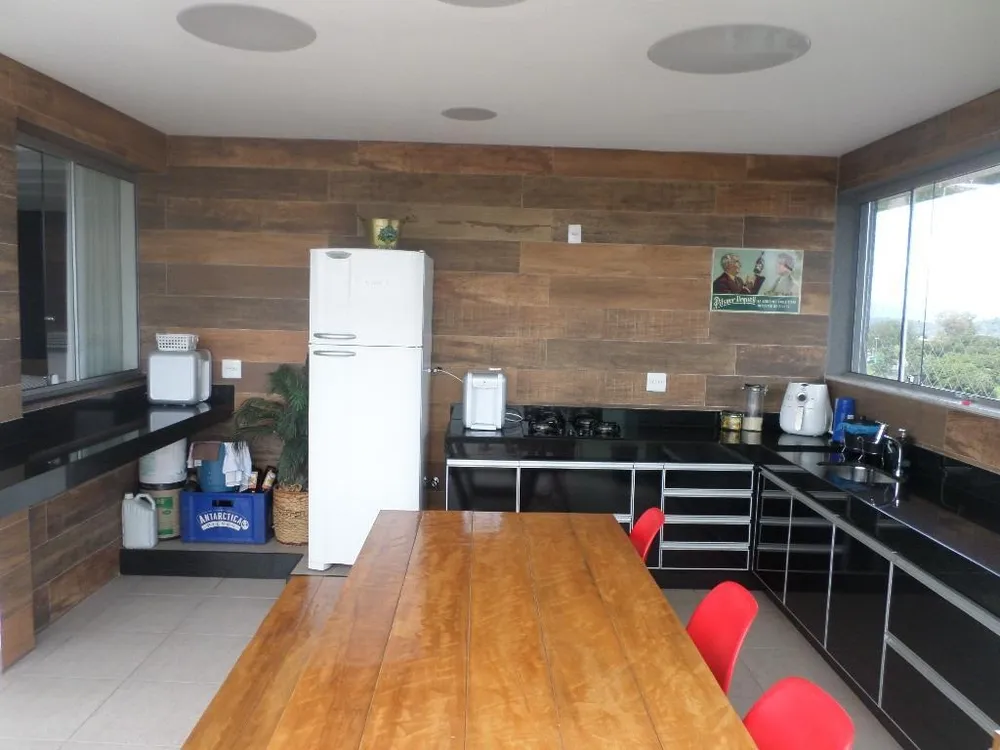 Cobertura, 3 quartos, 214 m² - Foto 4