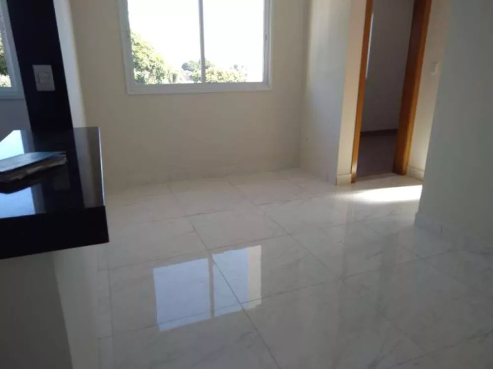 Apartamento à venda com 2 quartos, 50m² - Foto 1