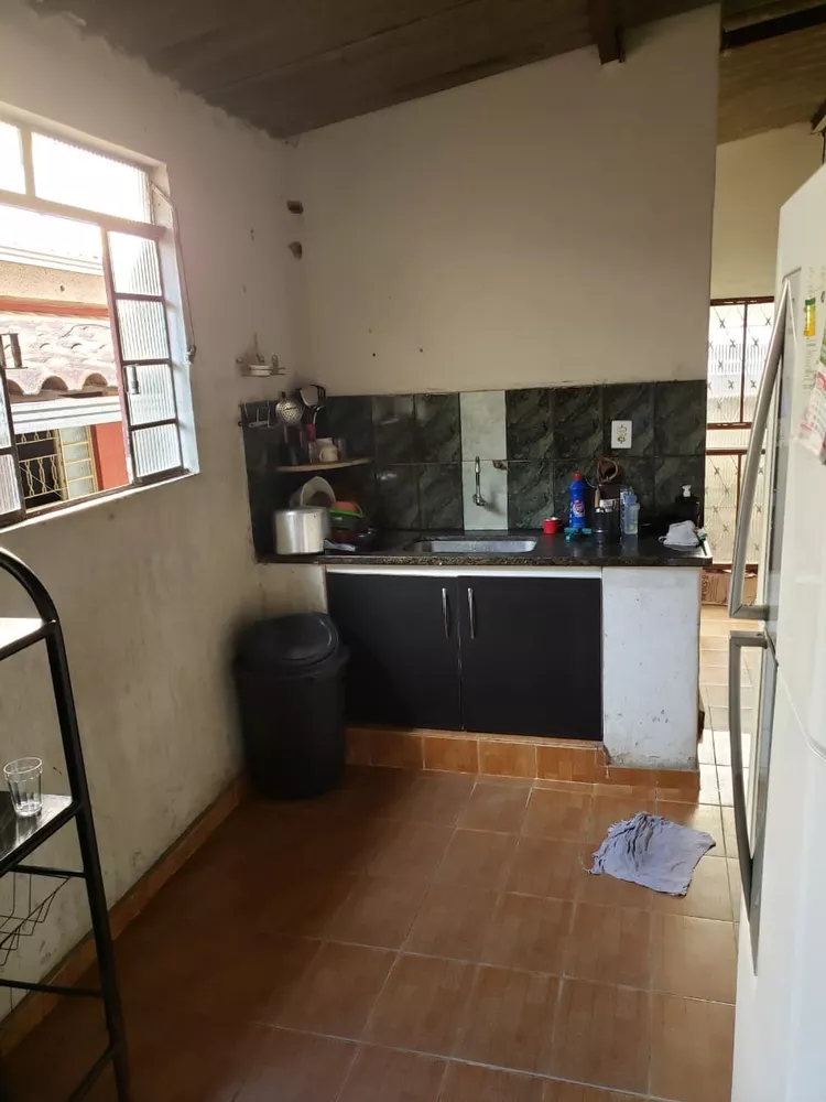 Casa à venda com 3 quartos, 400m² - Foto 18