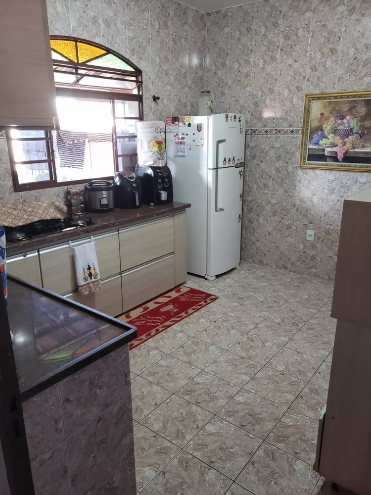 Casa à venda com 3 quartos, 400m² - Foto 5