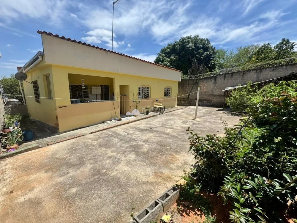 Casa, 3 quartos, 607 m² - Foto 1