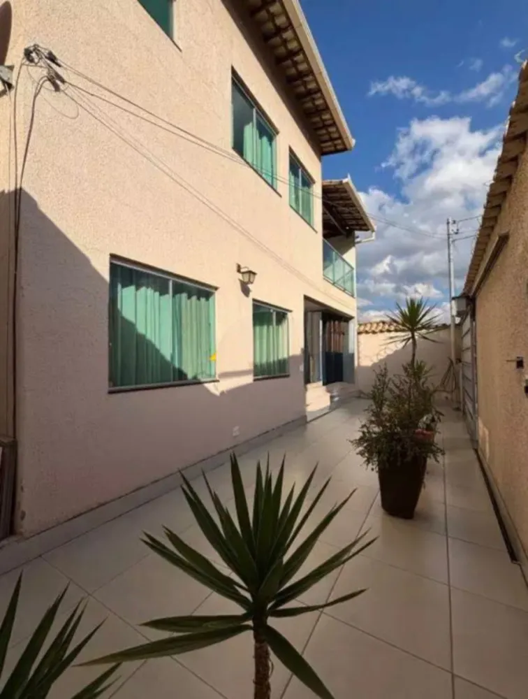 Casa, 3 quartos, 249 m² - Foto 12