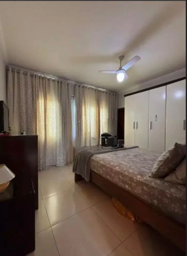 Casa, 3 quartos, 249 m² - Foto 10