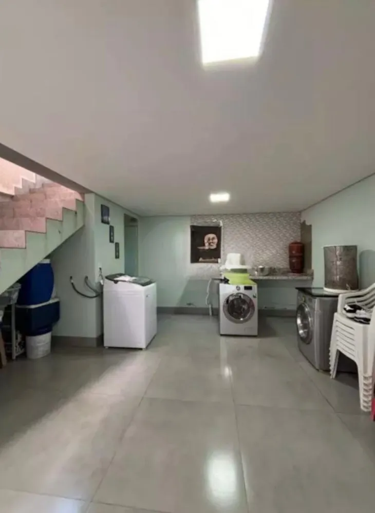 Casa, 3 quartos, 249 m² - Foto 3