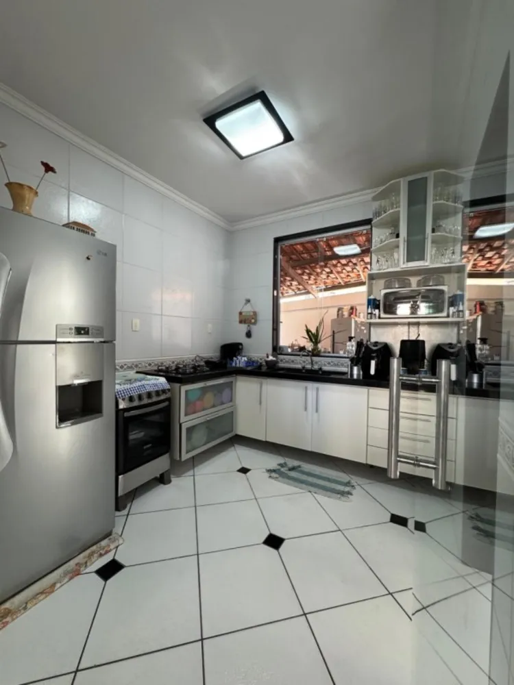 Casa, 4 quartos, 180 m² - Foto 8