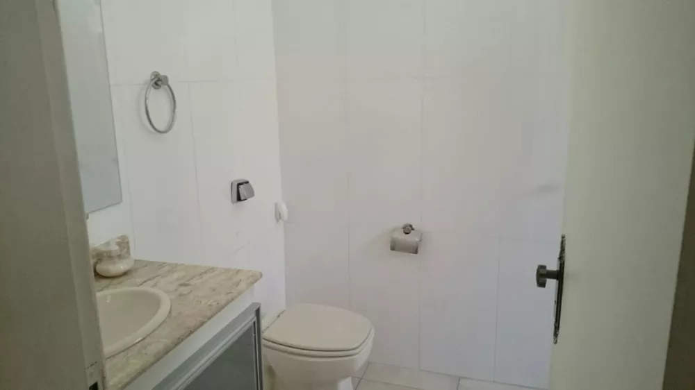 Casa à venda com 4 quartos, 120m² - Foto 11