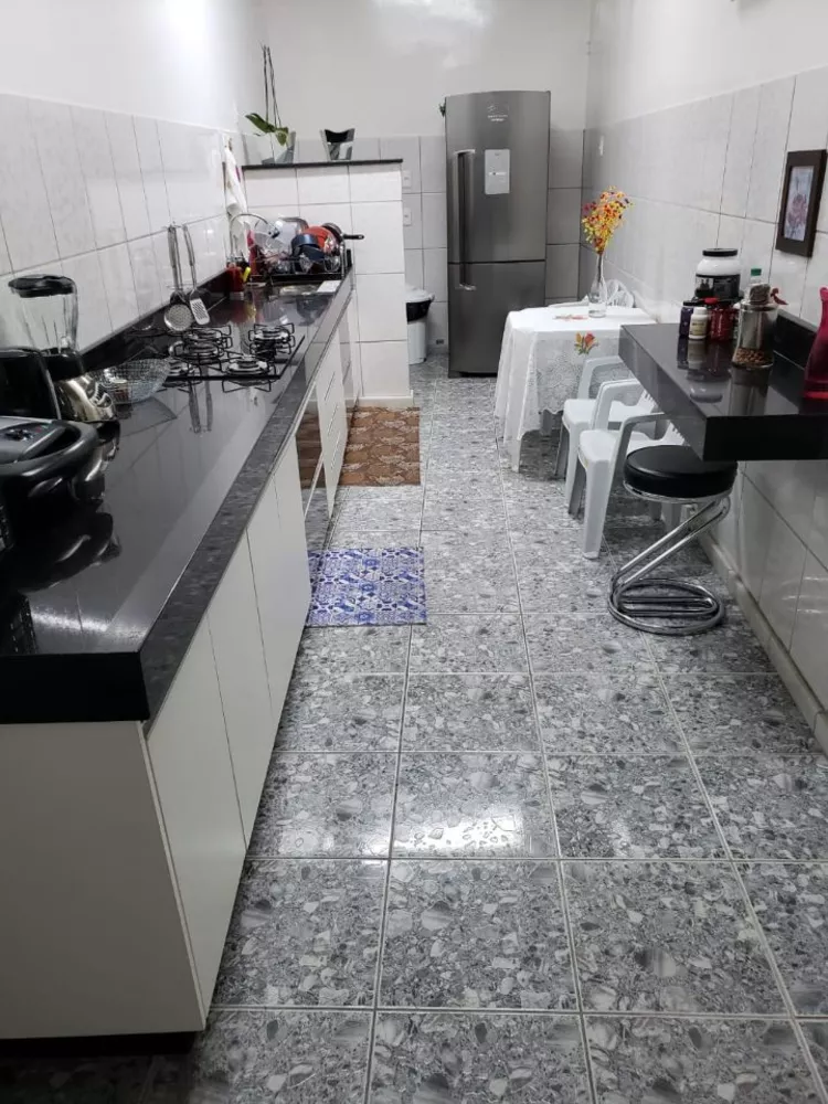 Casa à venda com 4 quartos, 120m² - Foto 6