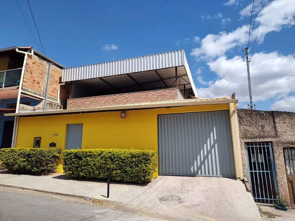Casa, 3 quartos, 308 m² - Foto 1