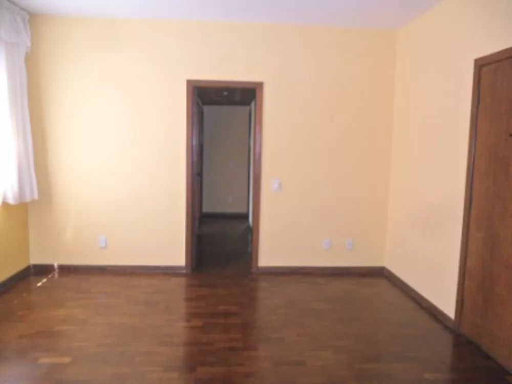 Apartamento à venda com 3 quartos, 90m² - Foto 3