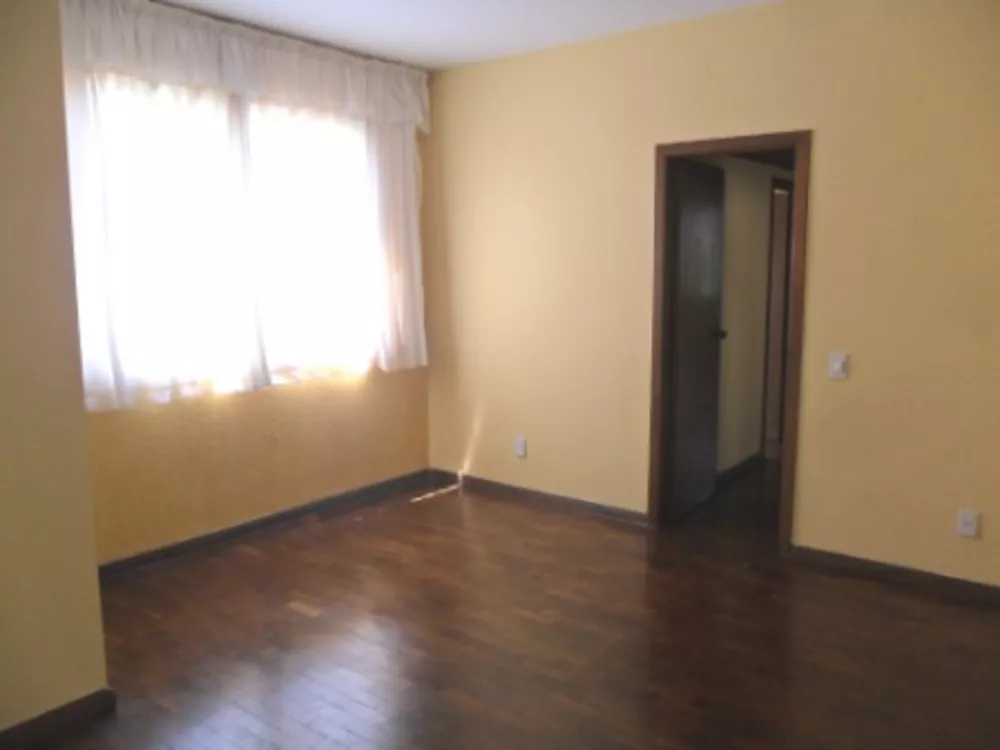 Apartamento à venda com 3 quartos, 90m² - Foto 2