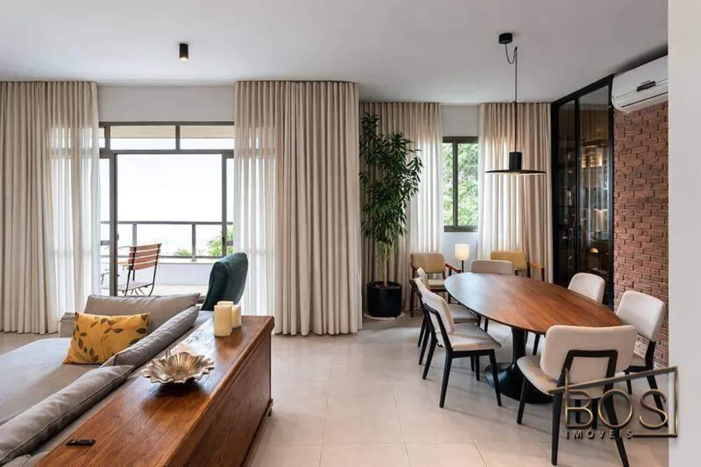 Apartamento, 3 quartos, 150 m² - Foto 1