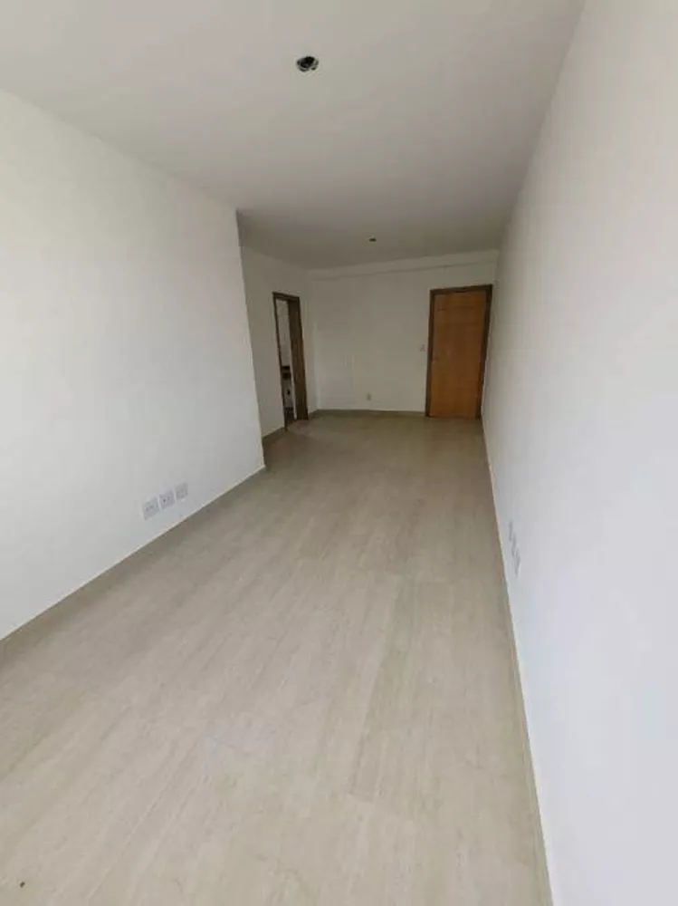 Apartamento à venda com 3 quartos, 80m² - Foto 1