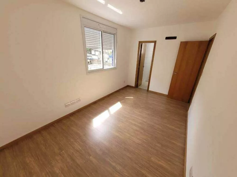 Apartamento à venda com 3 quartos, 80m² - Foto 3