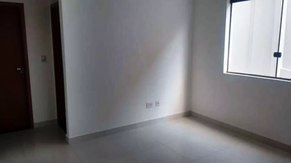 Apartamento à venda com 2 quartos, 60m² - Foto 2