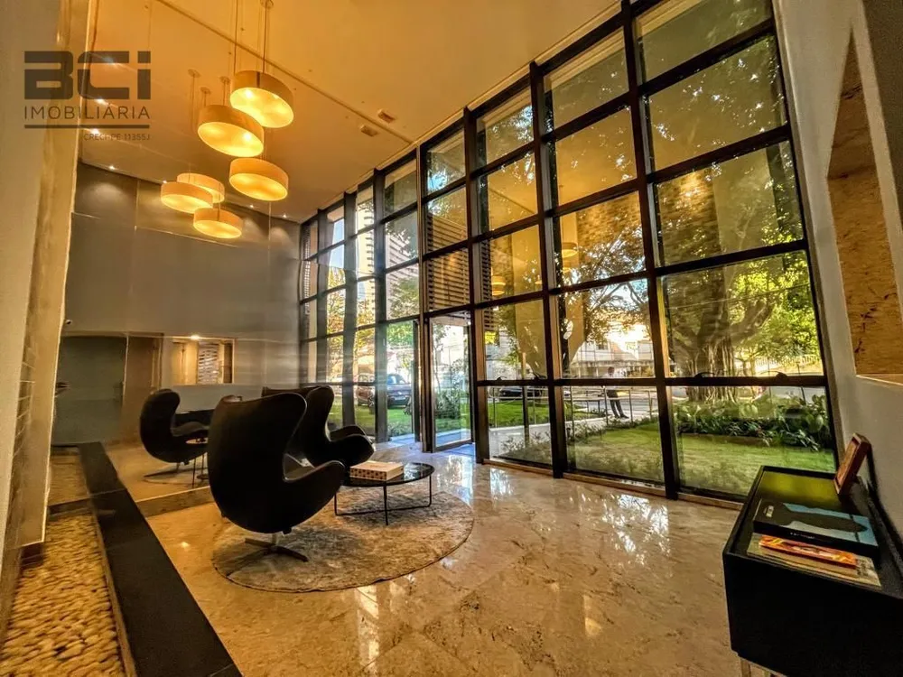 Apartamento, 4 quartos, 270 m² - Foto 1
