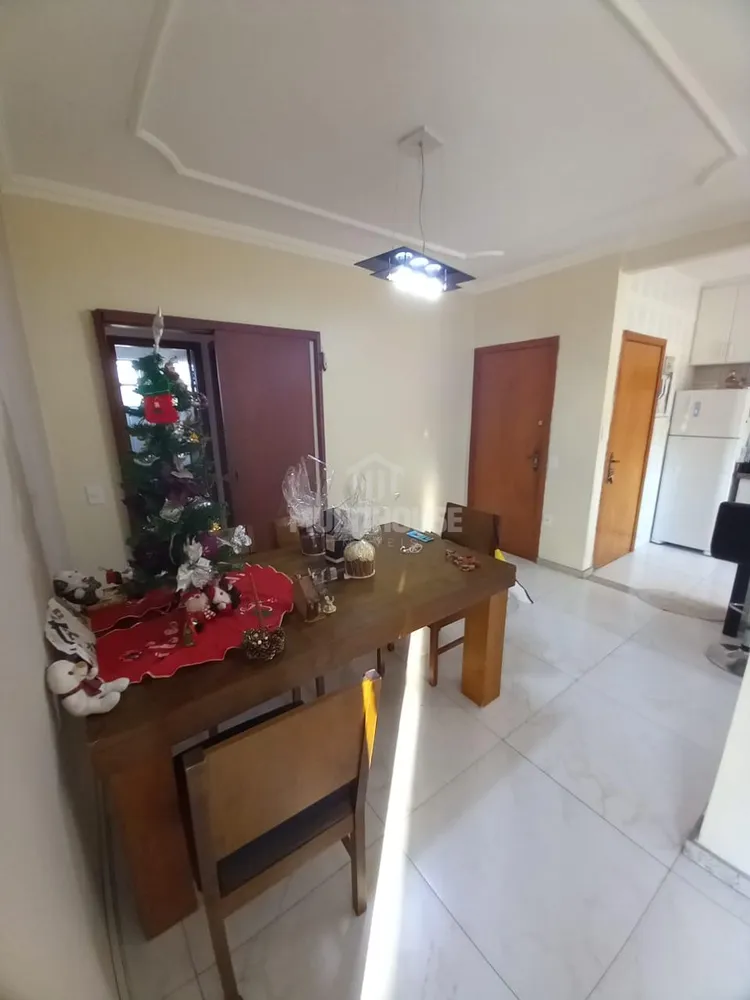 Apartamento, 3 quartos, 180 m² - Foto 1