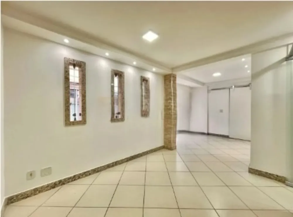 Casa, 4 quartos, 206 m² - Foto 2