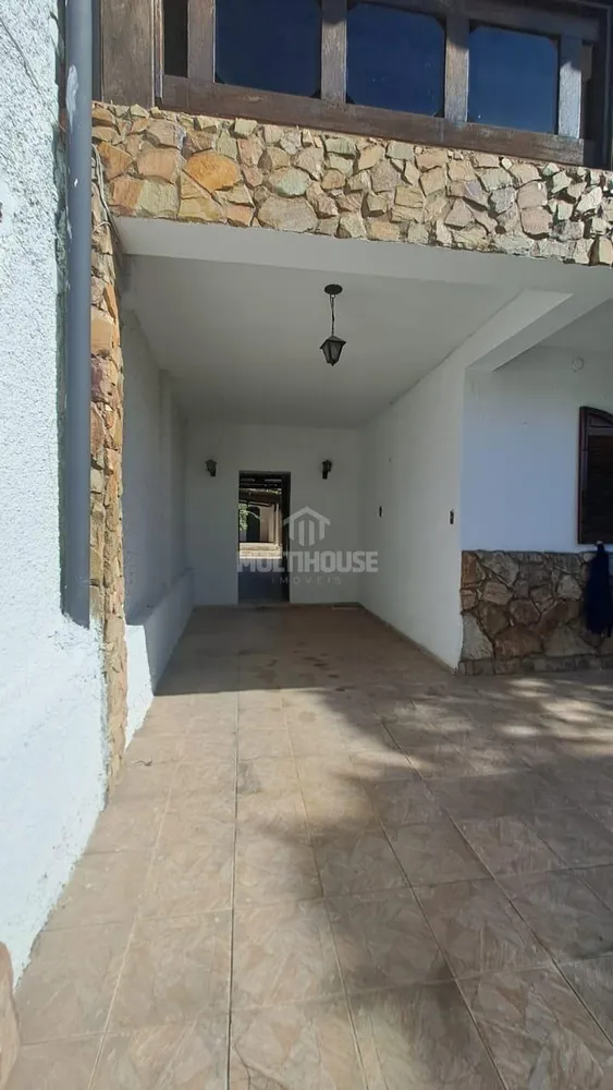 Casa, 4 quartos, 211 m² - Foto 2