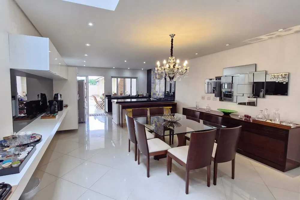Casa, 3 quartos, 182 m² - Foto 2