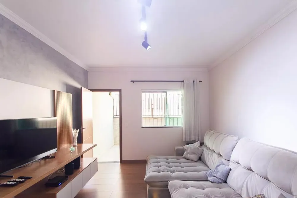 Casa, 3 quartos, 130 m² - Foto 1