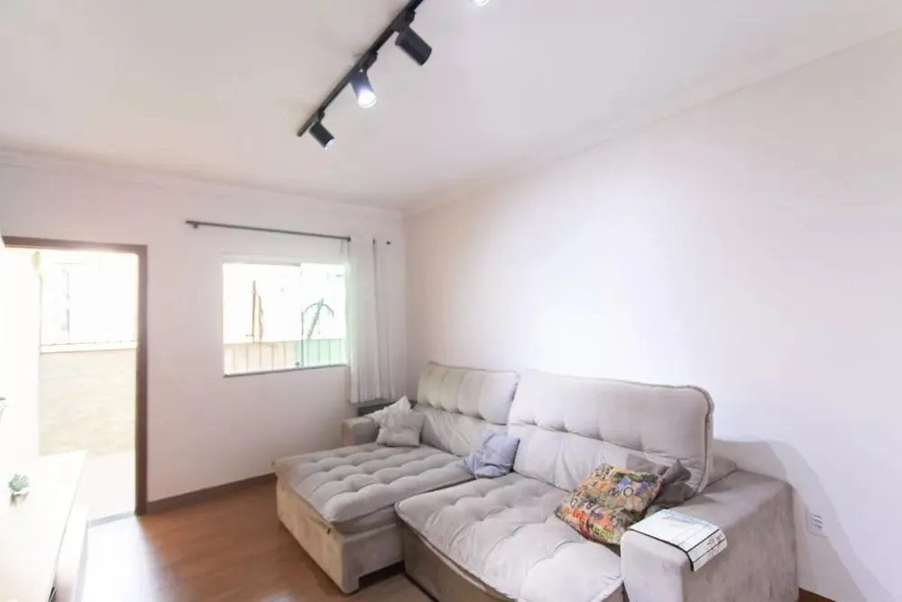 Casa, 3 quartos, 130 m² - Foto 2