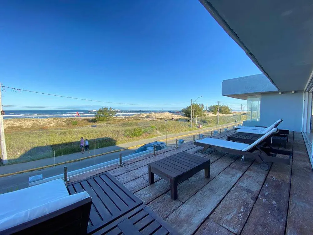 Casa, 6 quartos, 300 m² - Foto 3