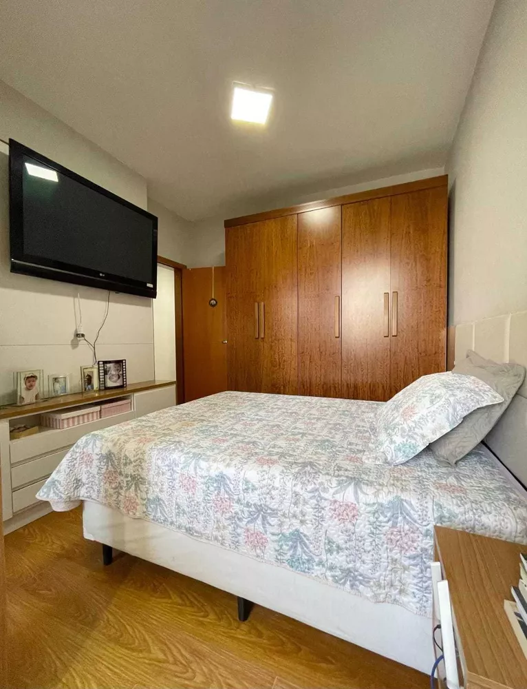 Apartamento à venda com 2 quartos, 66m² - Foto 7