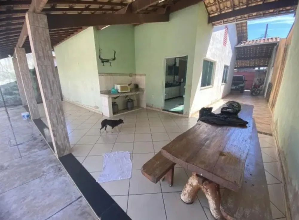 Casa, 2 quartos, 180 m² - Foto 1