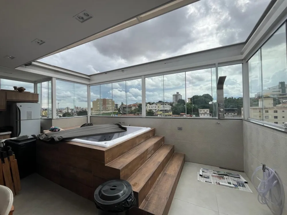Cobertura, 3 quartos, 162 m² - Foto 2