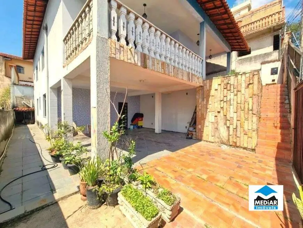 Casa, 3 quartos, 336 m² - Foto 1
