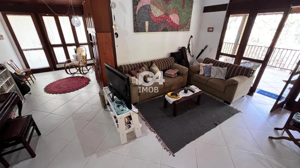 Casa, 3 quartos, 265 m² - Foto 23