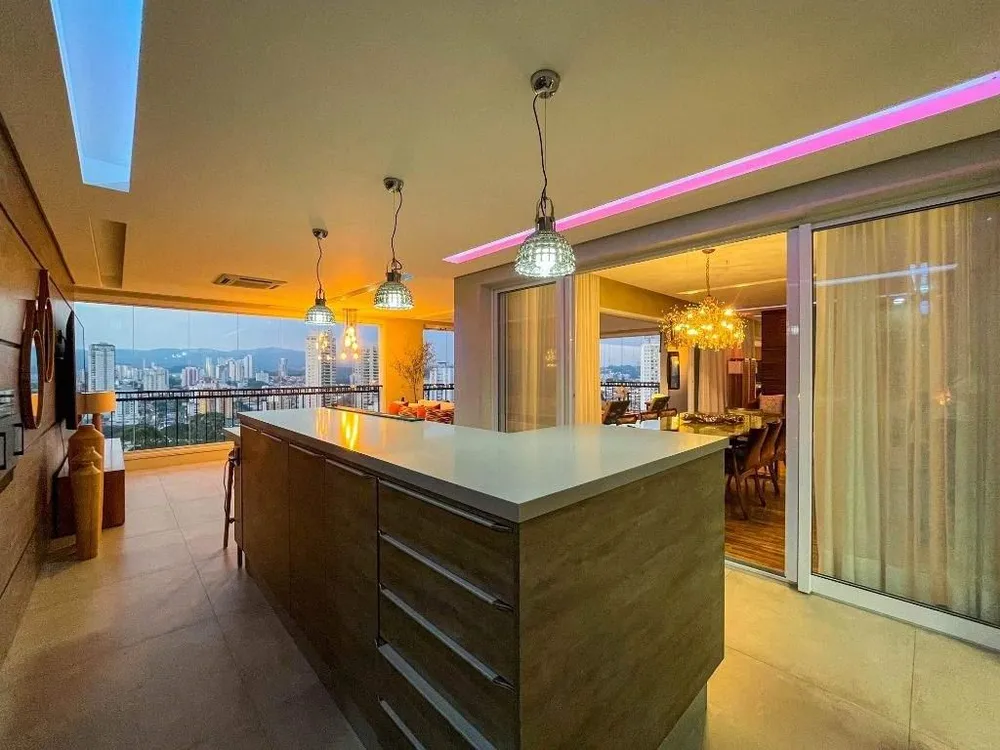 Apartamento, 4 quartos, 231 m² - Foto 8