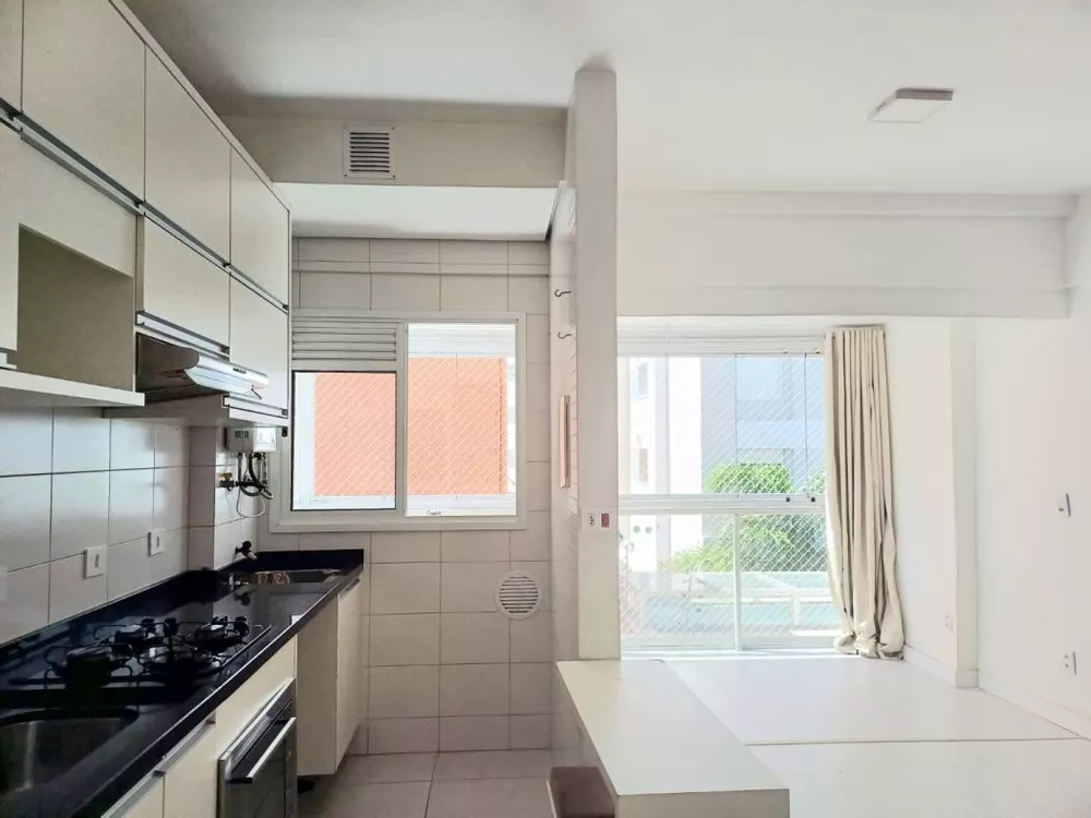 Apartamento à venda com 2 quartos, 51m² - Foto 3