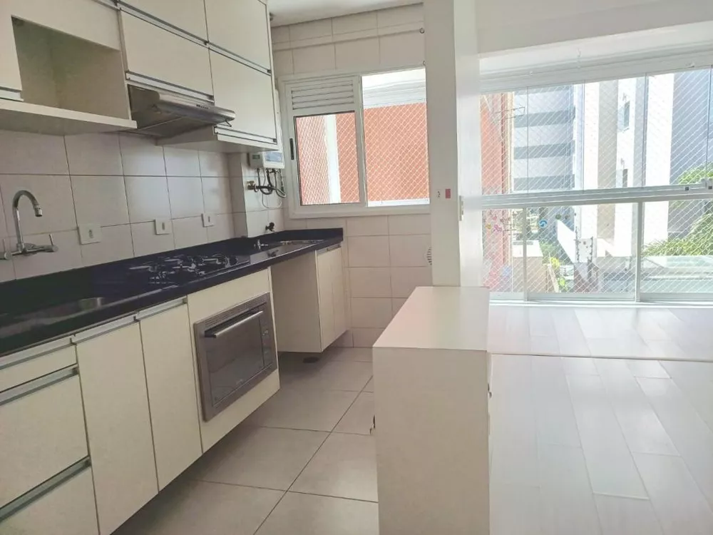 Apartamento à venda com 2 quartos, 51m² - Foto 2