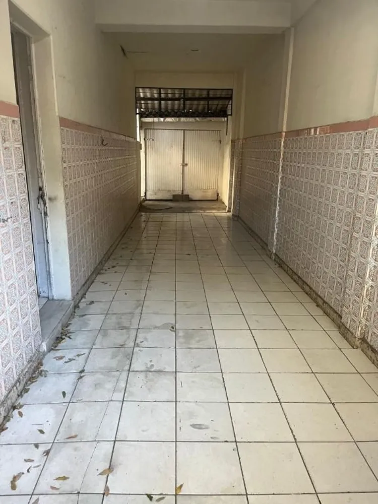 Casa, 5 quartos, 205 m² - Foto 4
