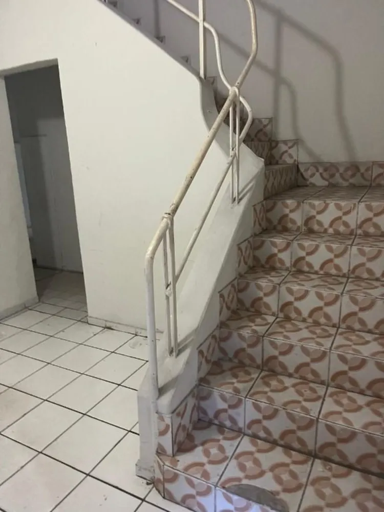 Casa, 5 quartos, 205 m² - Foto 3