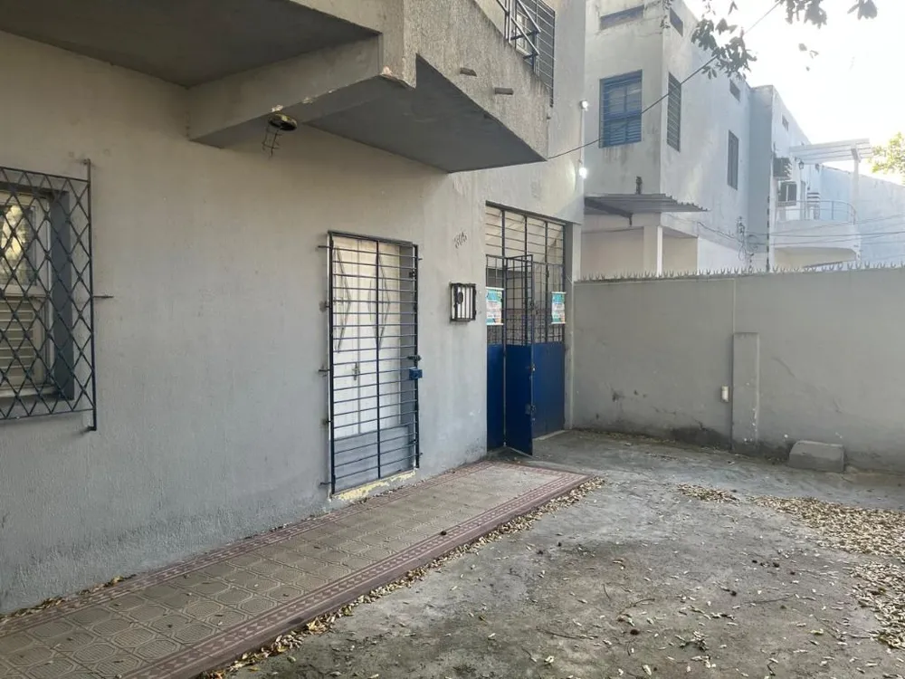 Casa, 5 quartos, 205 m² - Foto 1
