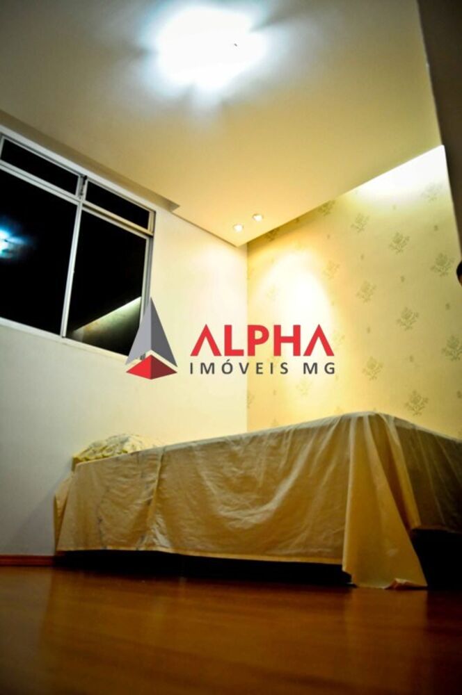 Apartamento à venda com 3 quartos, 65m² - Foto 2