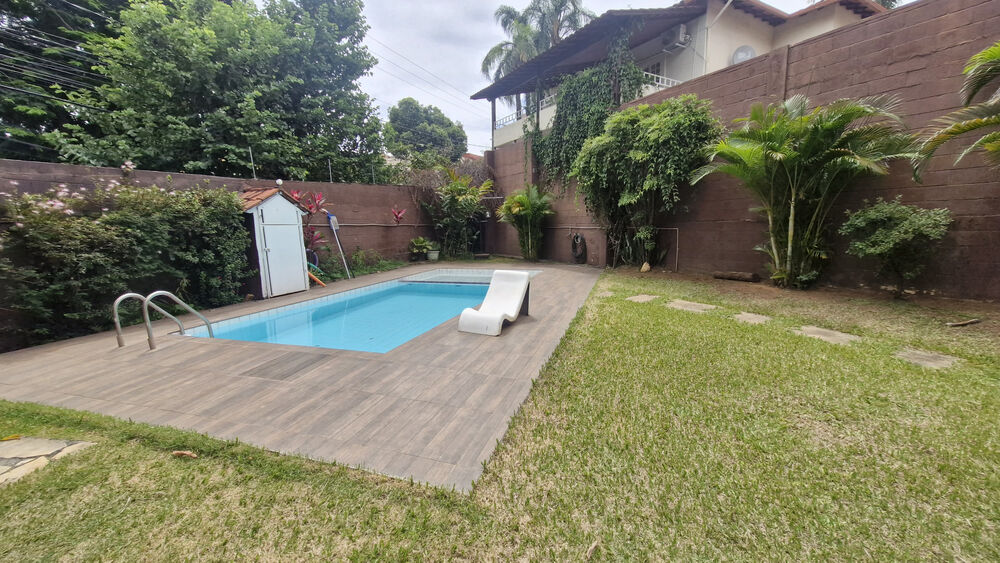 Casa de Condomínio à venda com 4 quartos, 190m² - Foto 4