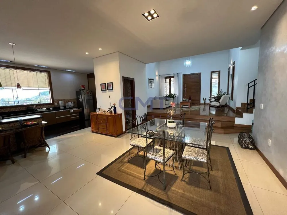 Casa, 5 quartos, 400 m² - Foto 2