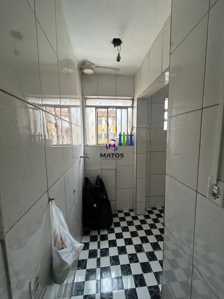 Apartamento à venda com 2 quartos, 45m² - Foto 3