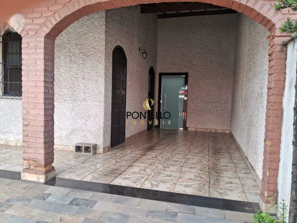 Casa, 3 quartos, 193 m² - Foto 2