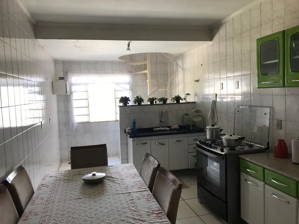 Casa, 3 quartos, 295 m² - Foto 6