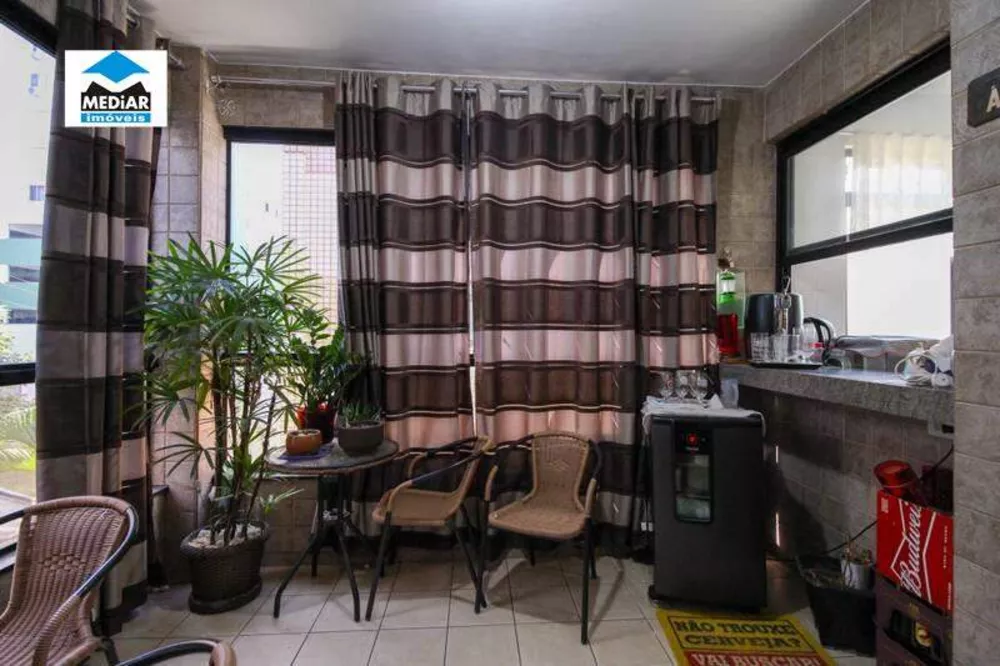 Apartamento à venda com 3 quartos, 113m² - Foto 3