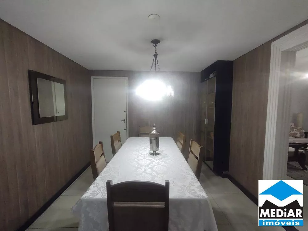 Apartamento à venda com 3 quartos, 253m² - Foto 5