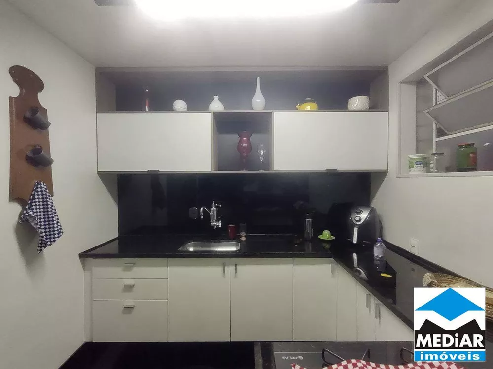 Apartamento à venda com 3 quartos, 253m² - Foto 15