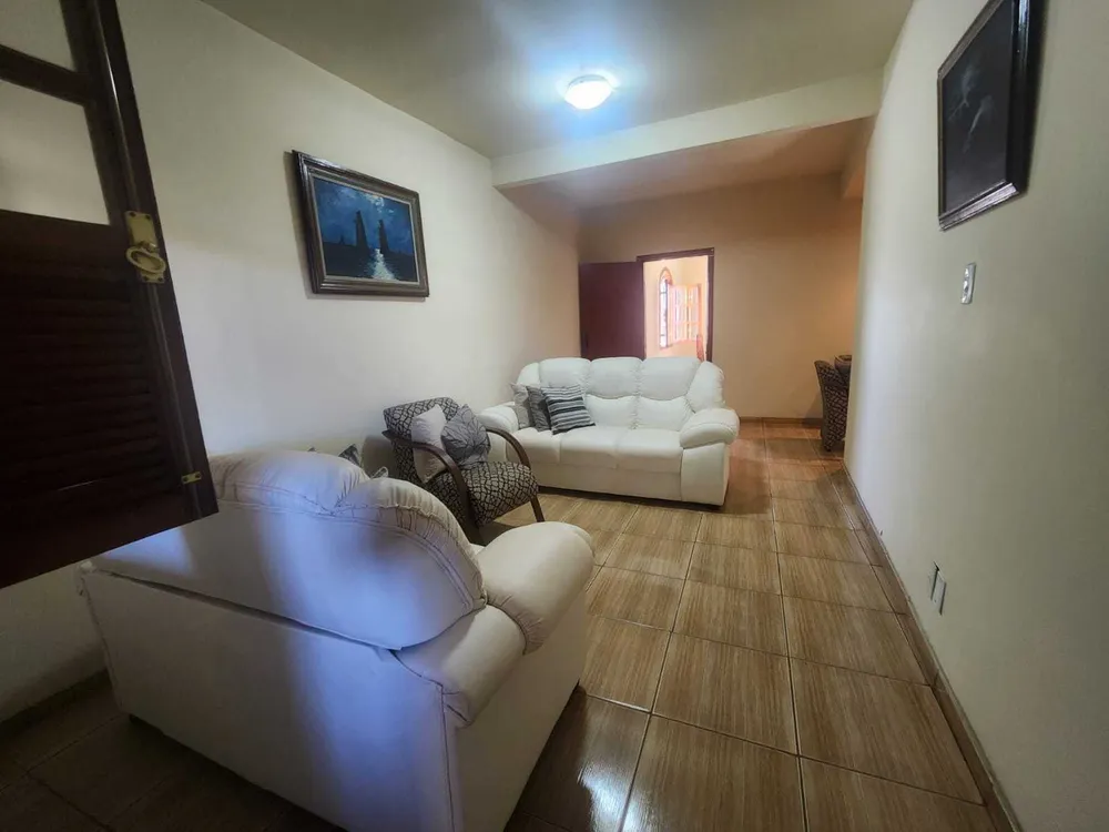 Casa, 8 quartos, 180 m² - Foto 2